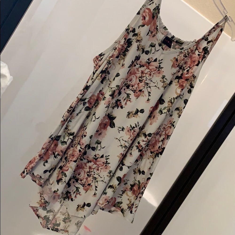Floral top